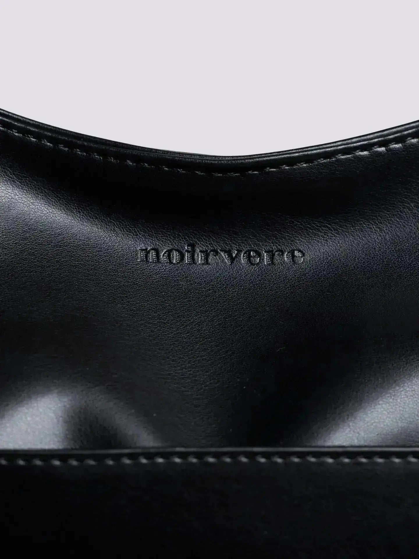 Noir Essence | Bolso de Sevilla Boutique
