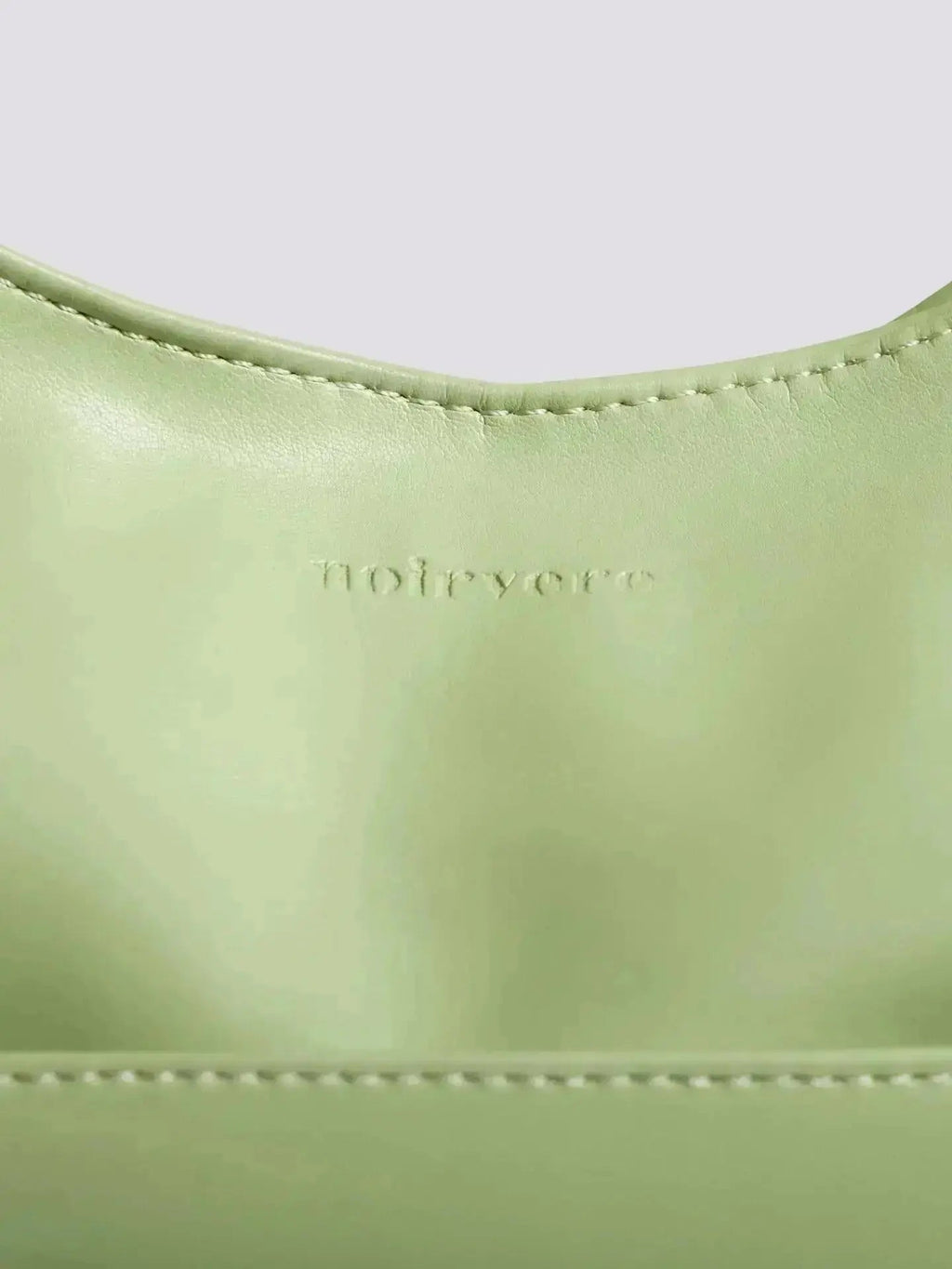 Noir Essence | Bolso de Sevilla Boutique