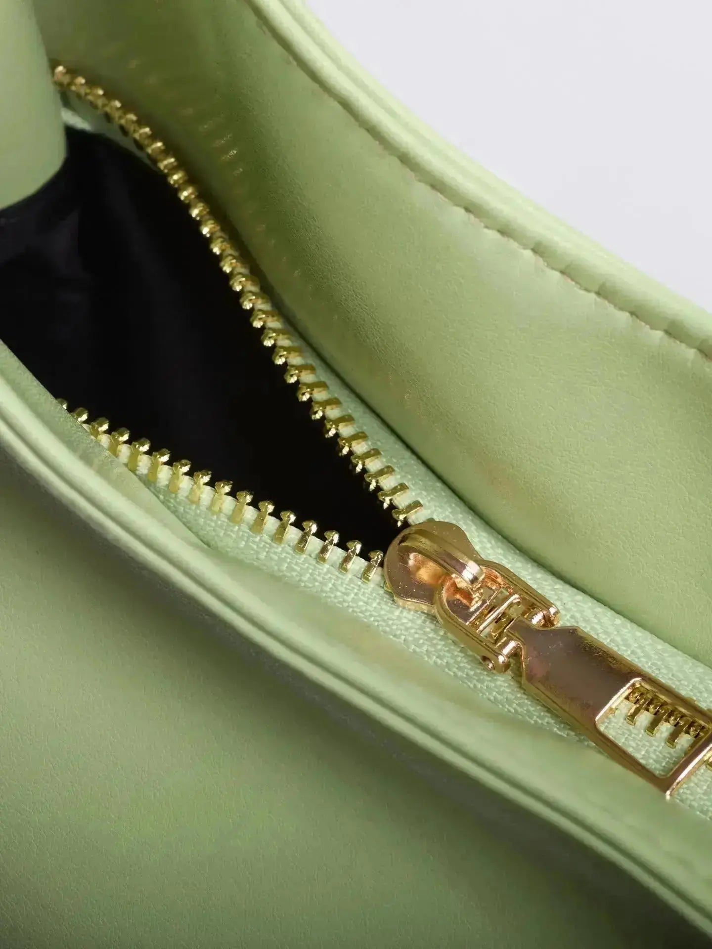 Noir Essence | Bolso de Sevilla Boutique