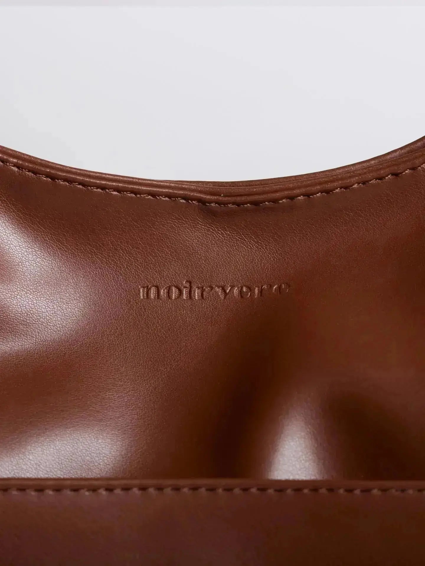 Noir Essence | Bolso de Sevilla Boutique