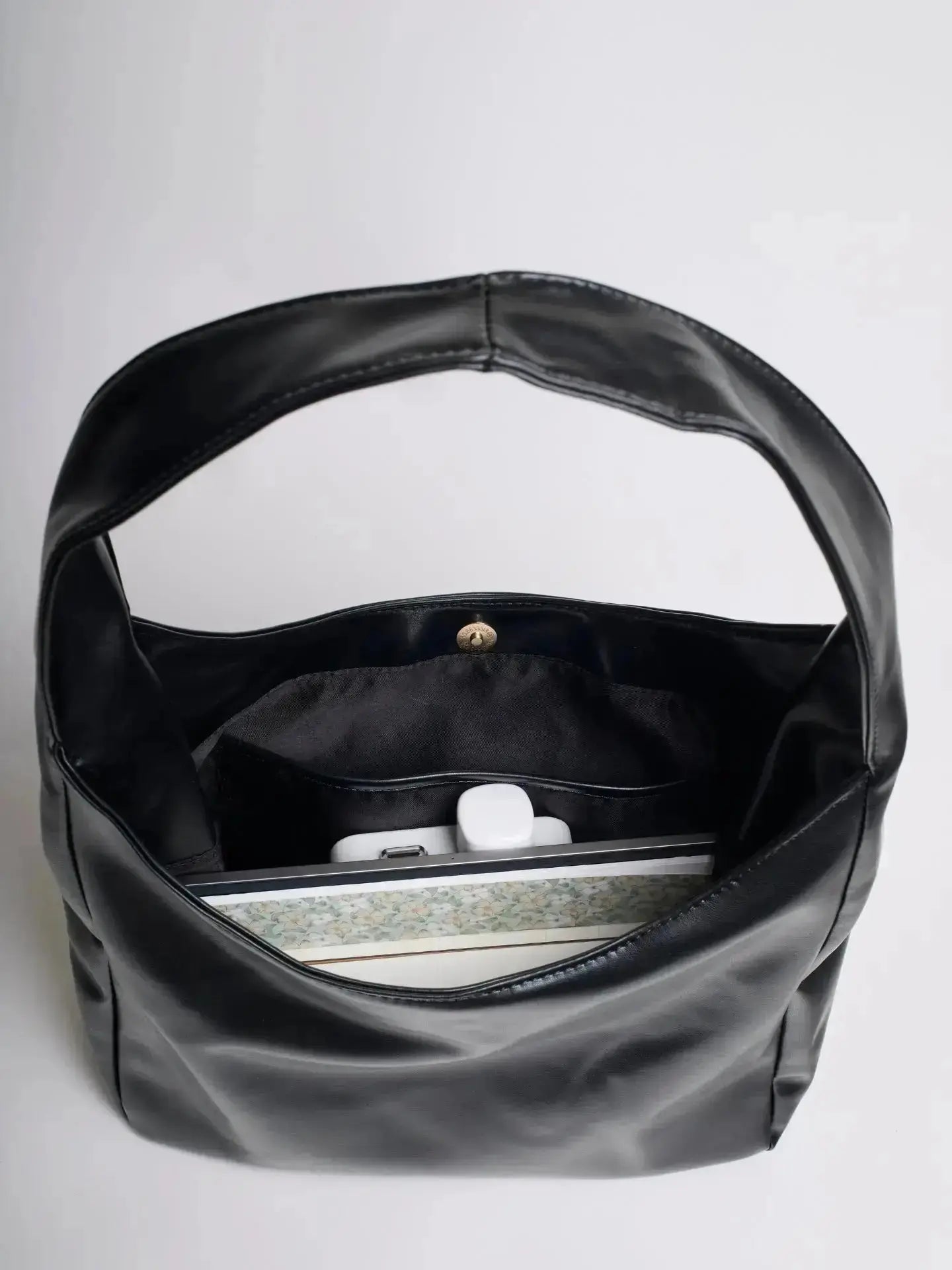 Noir Essence | Bolso de Sevilla Boutique