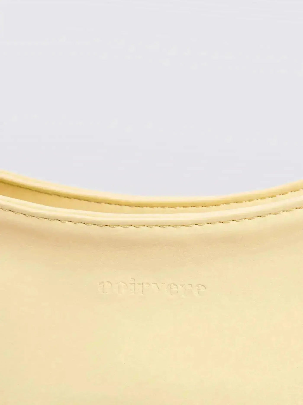 Noir Essence | Bolso de Sevilla Boutique