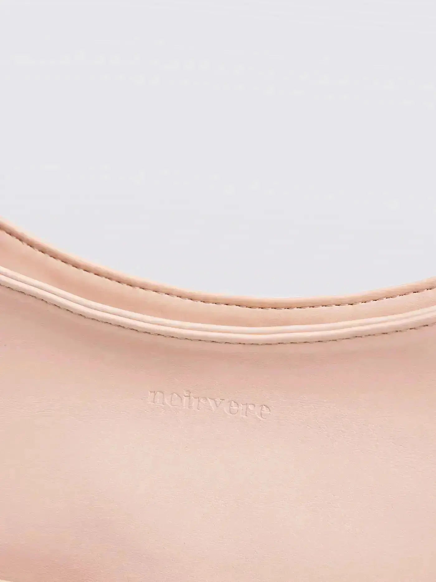 Noir Essence | Bolso de Sevilla Boutique