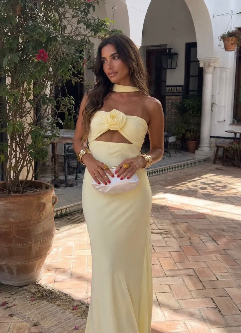 Vestido Gardenia | Maxi Halter con Rosa Corsage